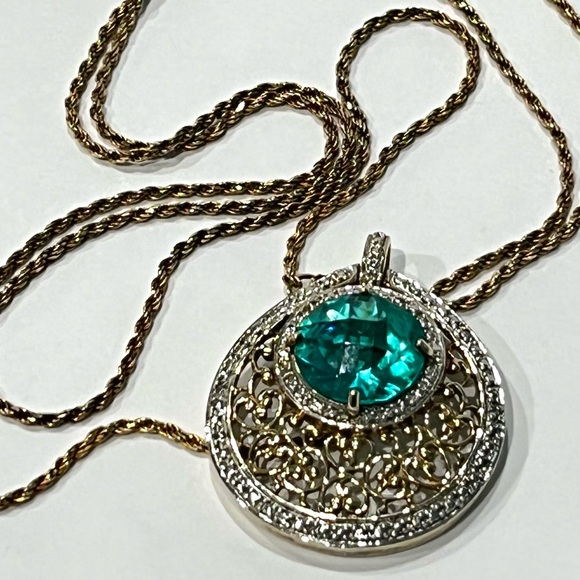 Sterling Silver Necklace with Green Rhinestone Pendant 30” Chain - Picture 6 of 10